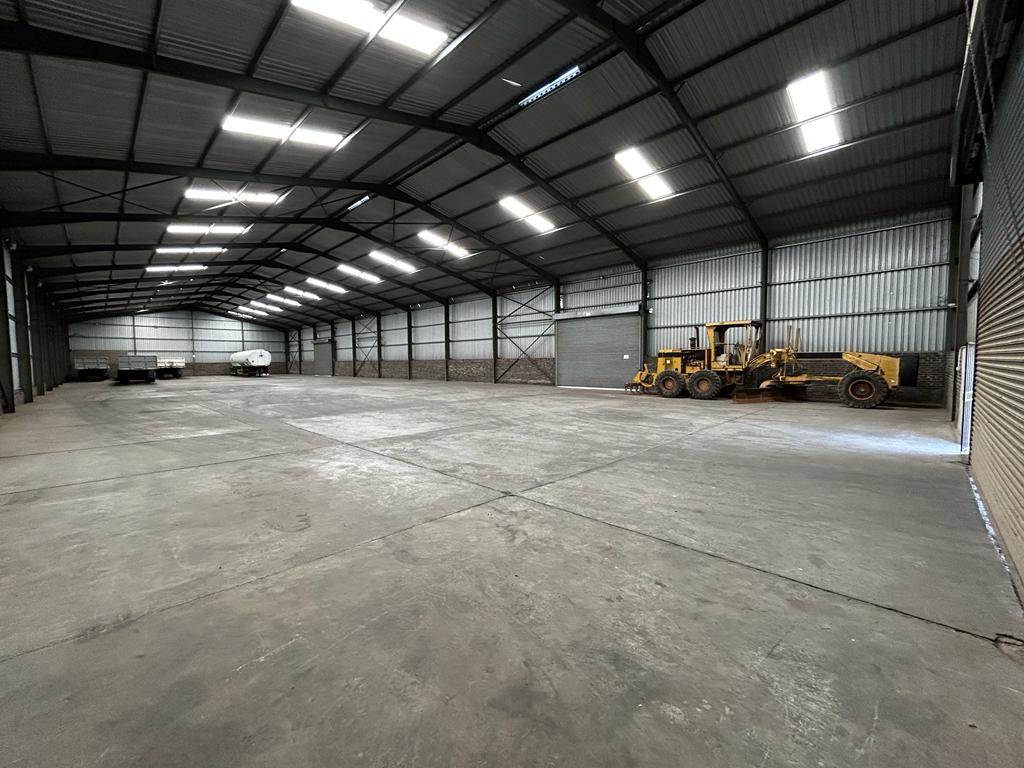 2100  m² Industrial space in Bredell AH photo number 3