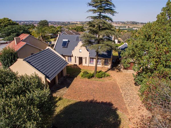 3 Bedroom House 3 Bedroom House