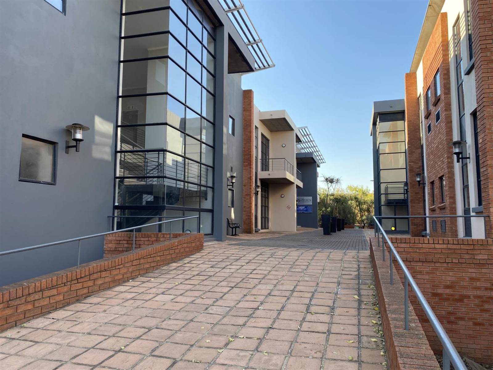 182  m² Office Space in Highveld photo number 10