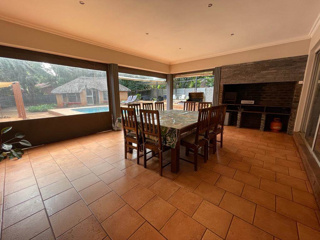 5 Bed House in Louis Trichardt photo number 10