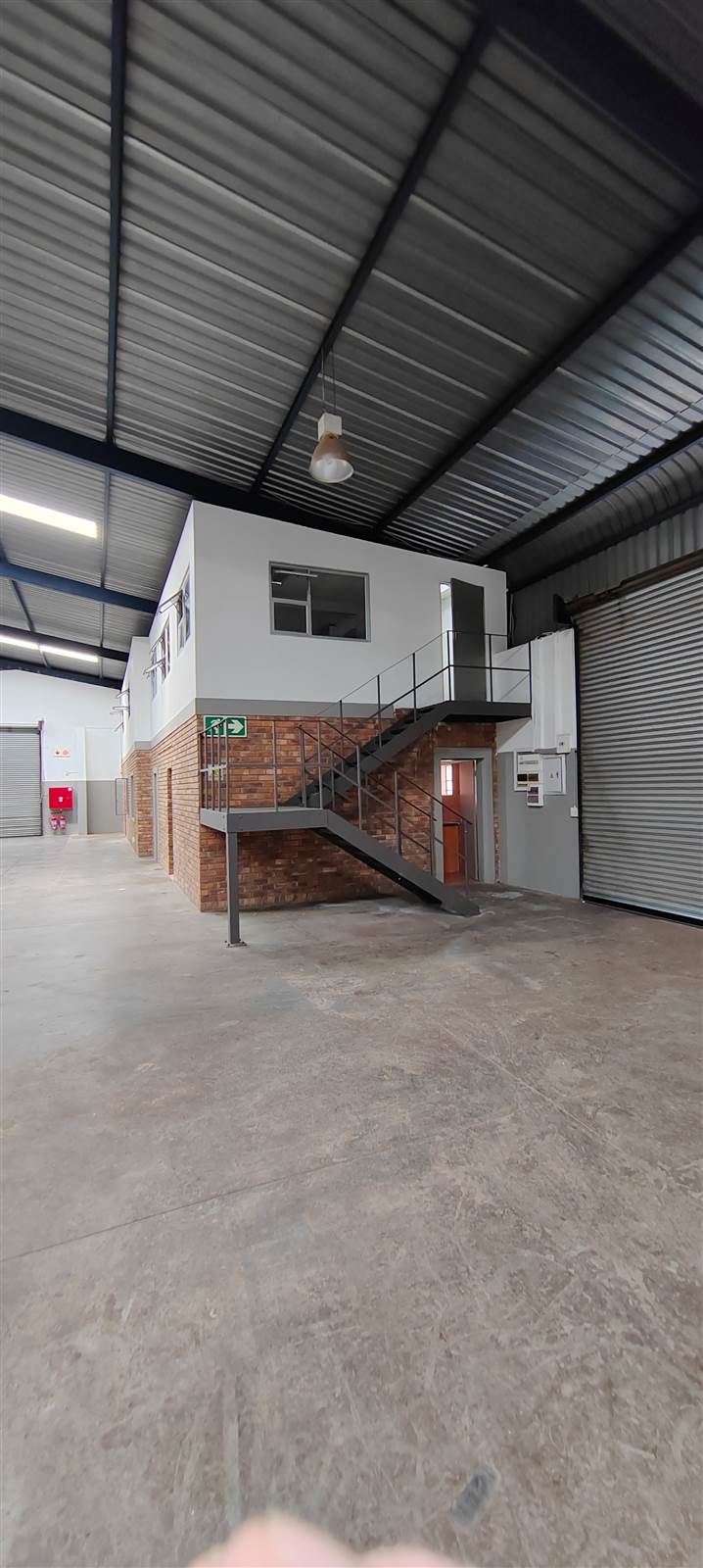 1107  m² Industrial space in Silverton photo number 24