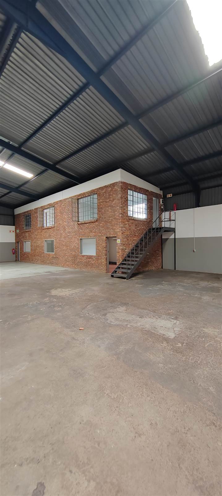 1107  m² Industrial space in Silverton photo number 25