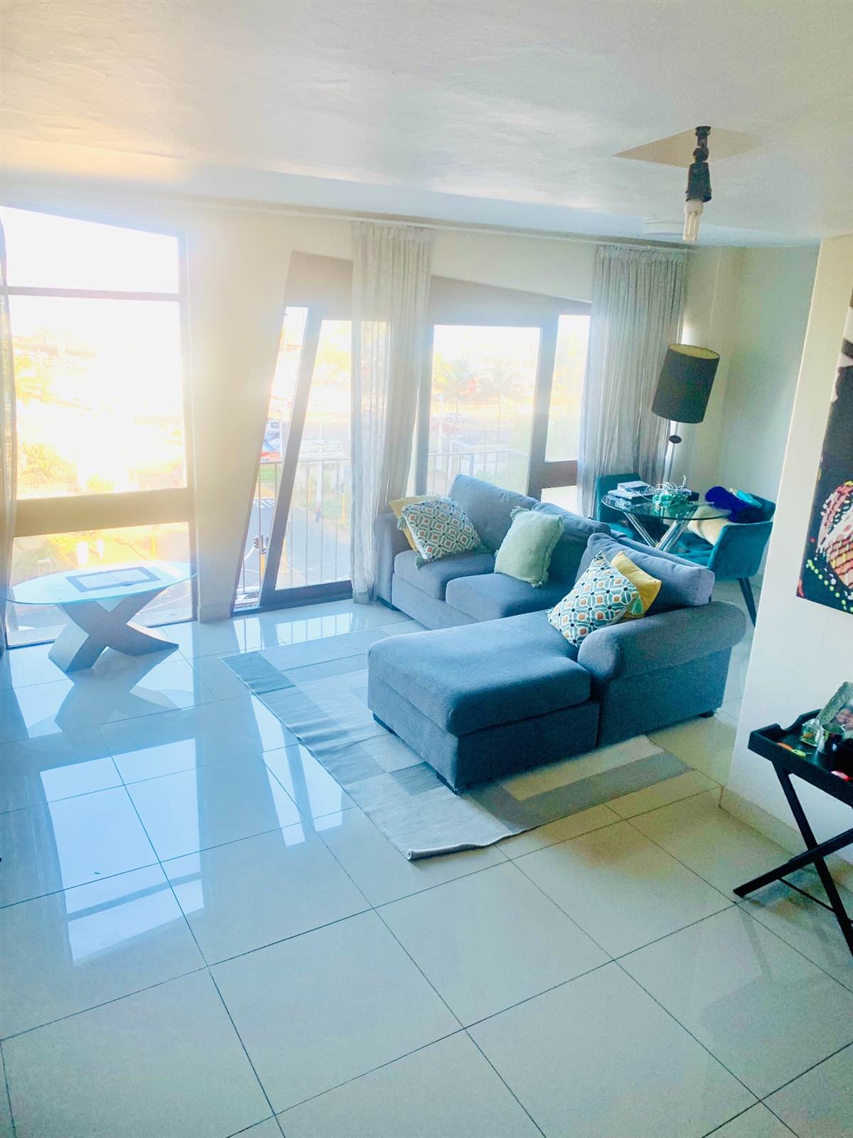 2 Bed Apartment in Durban CBD photo number 3