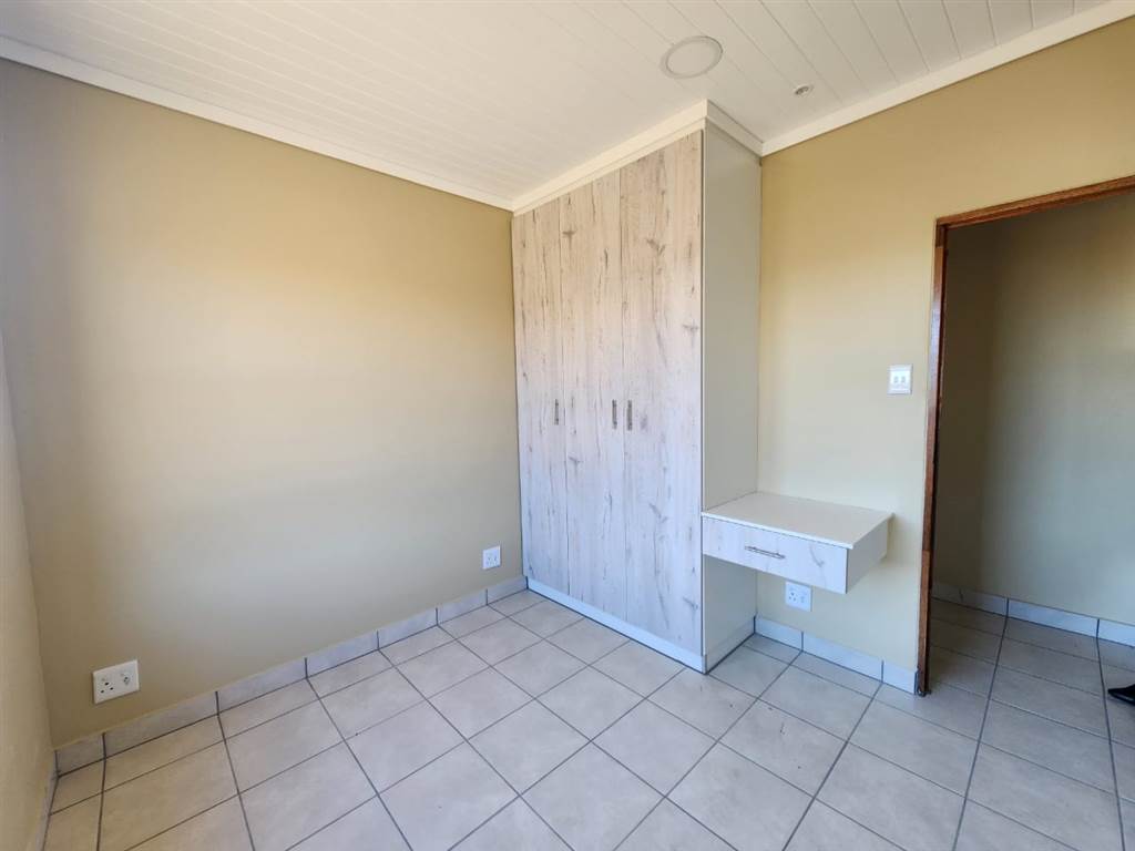 3 Bed House in Blomanda photo number 9