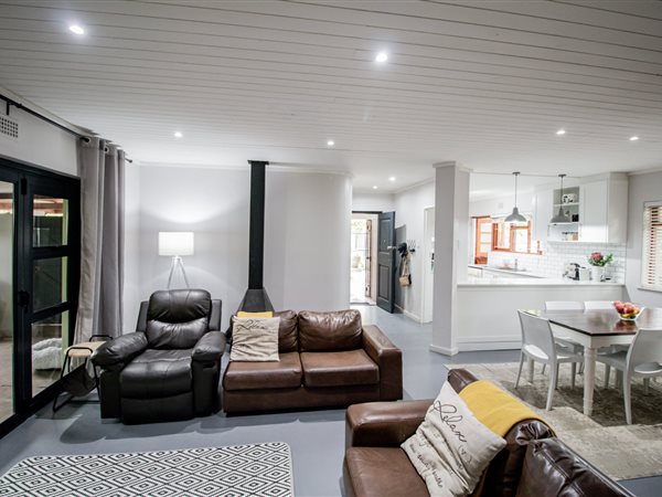 3 Bedroom House 3 Bedroom House