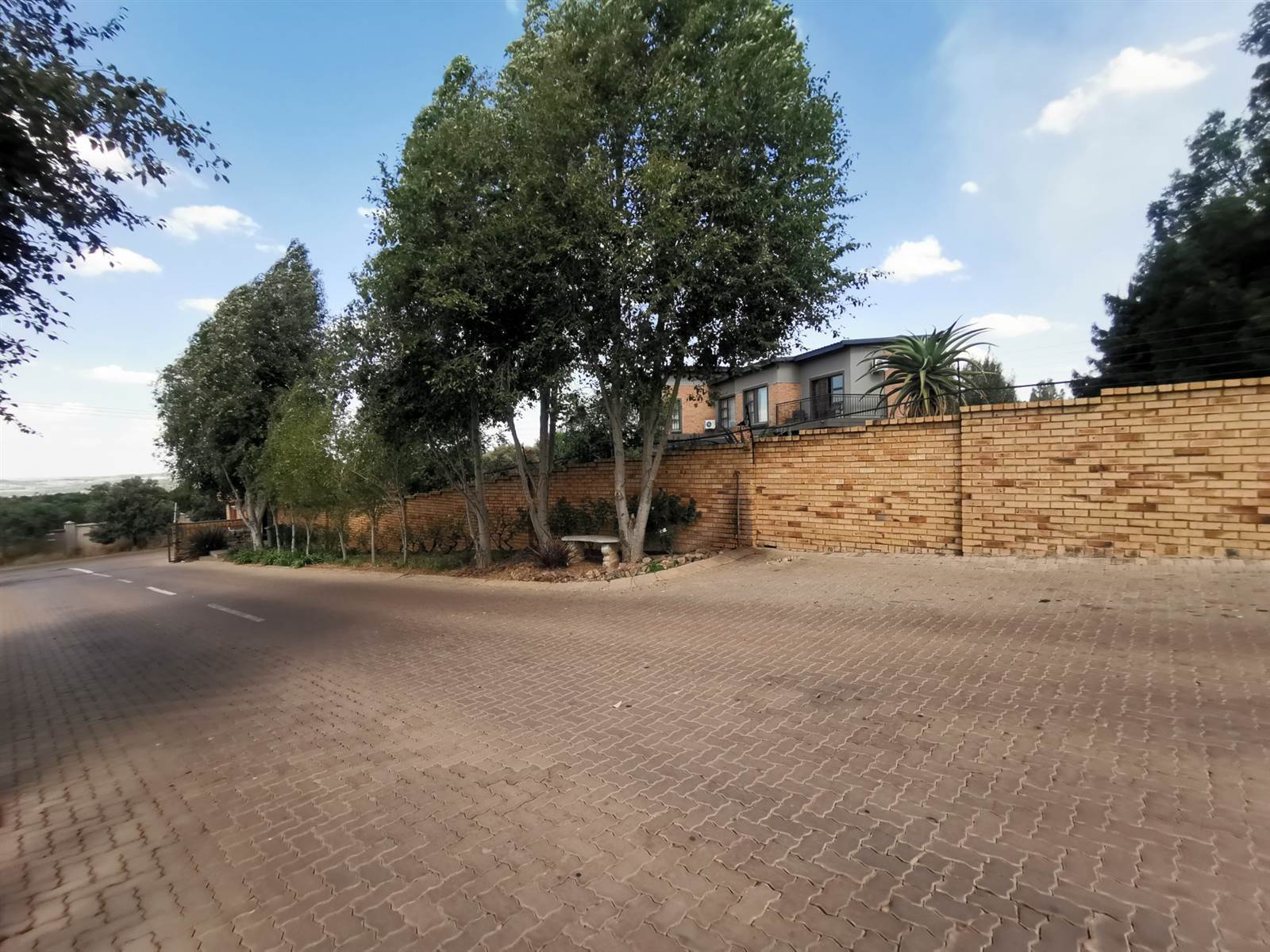 1780 m² Land available in Rietfontein photo number 8