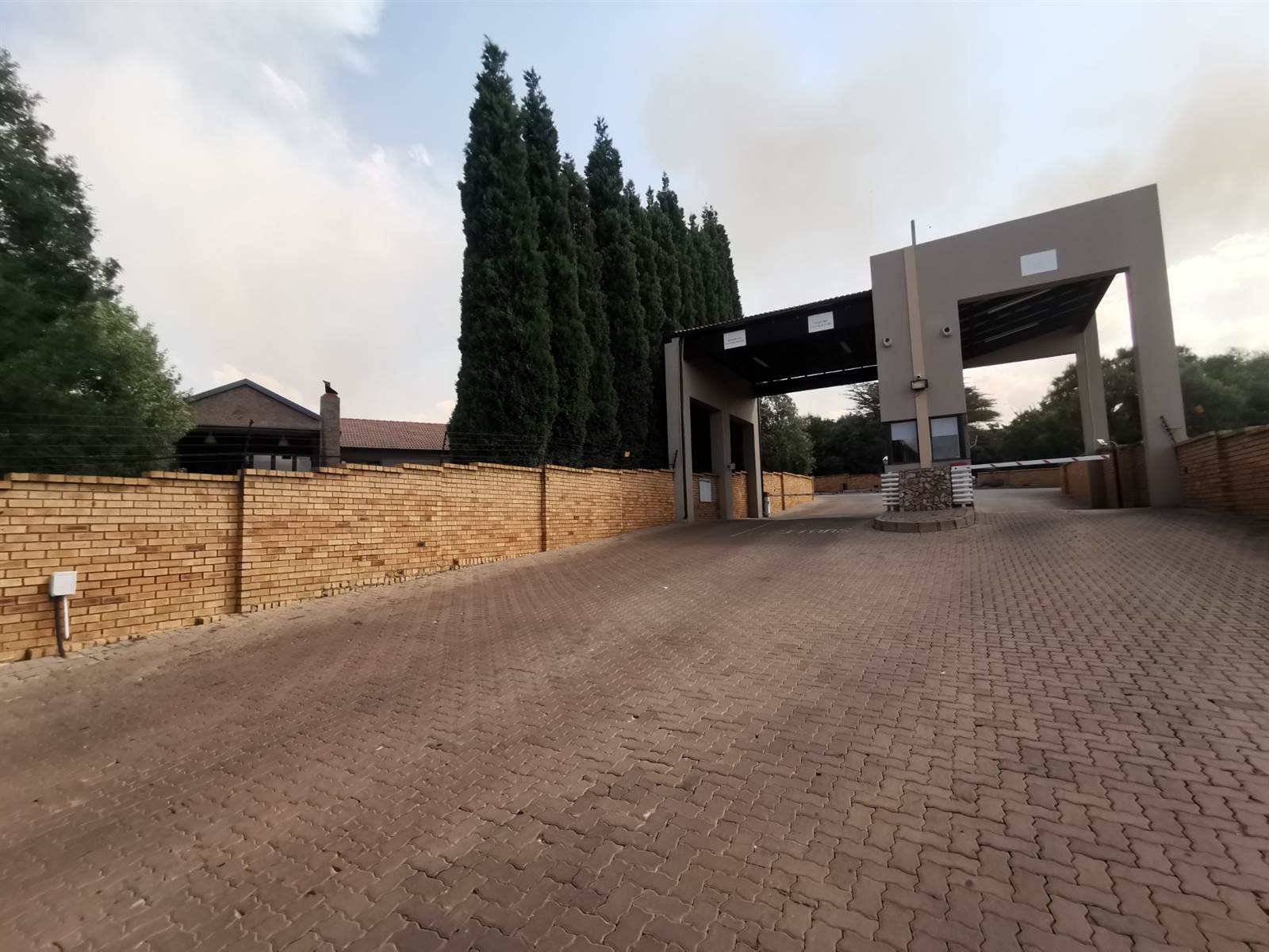 1780 m² Land available in Rietfontein photo number 1