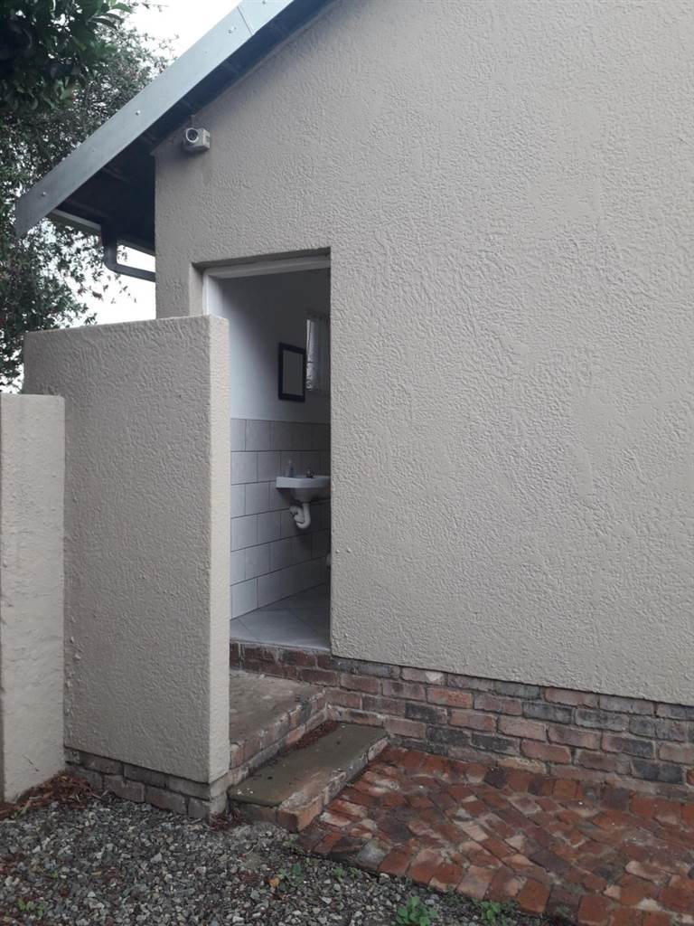 4 Bed House in Brakpan North photo number 30