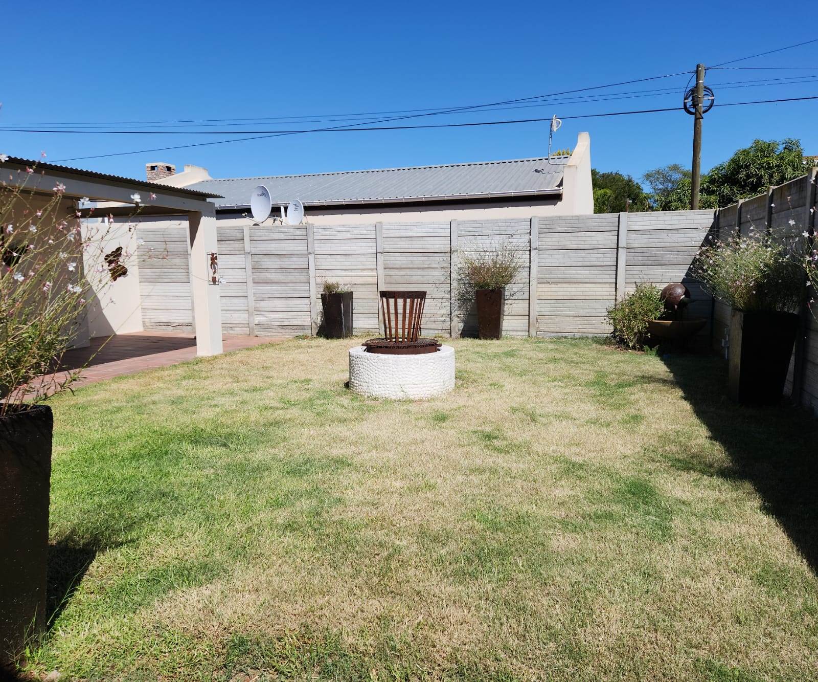 4 Bed House in Vredendal photo number 25