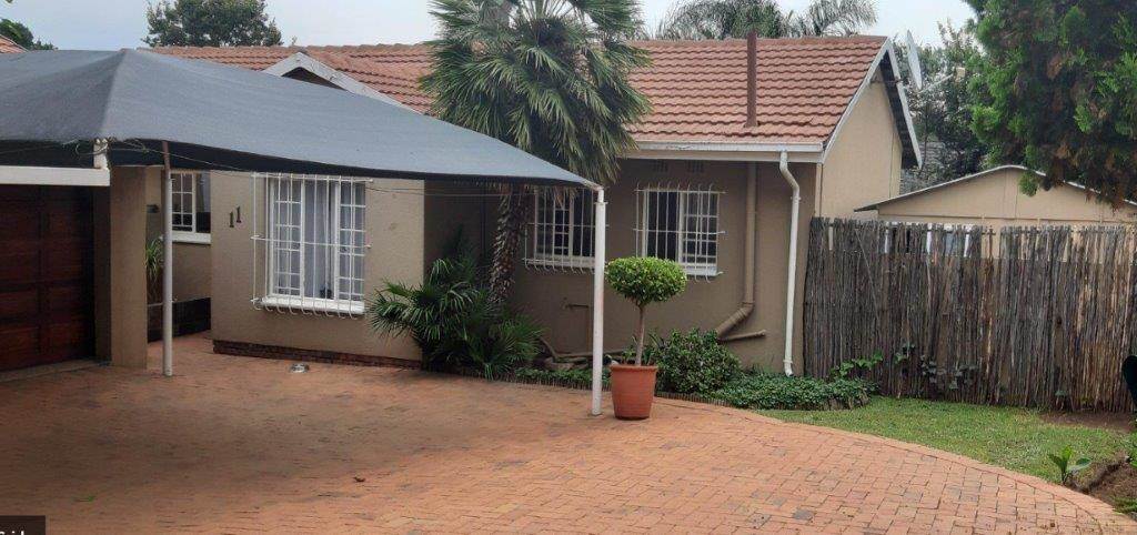 3 Bed House in Marais Steyn Park photo number 11