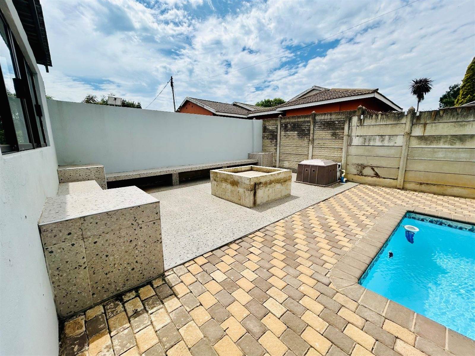 6 Bed House in Vryheid photo number 26