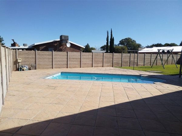 3 Bedroom House 3 Bedroom House