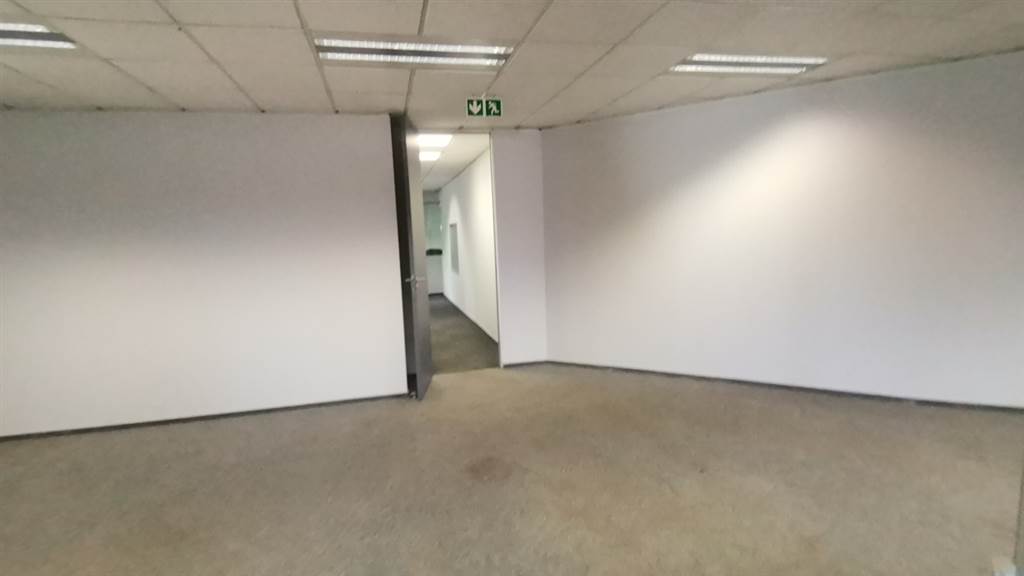 167.7  m² Commercial space in Parktown photo number 17