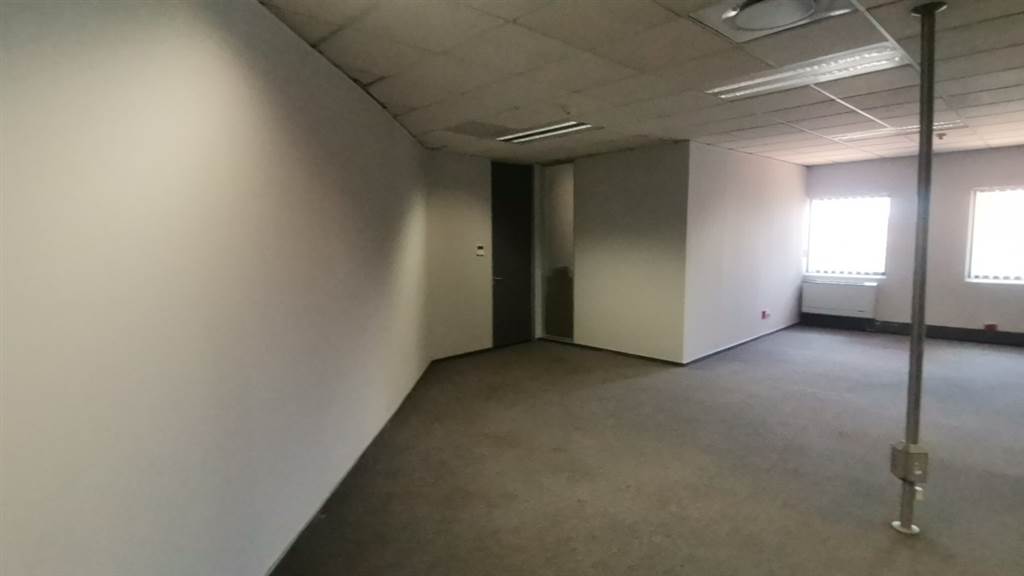 167.7  m² Commercial space in Parktown photo number 10