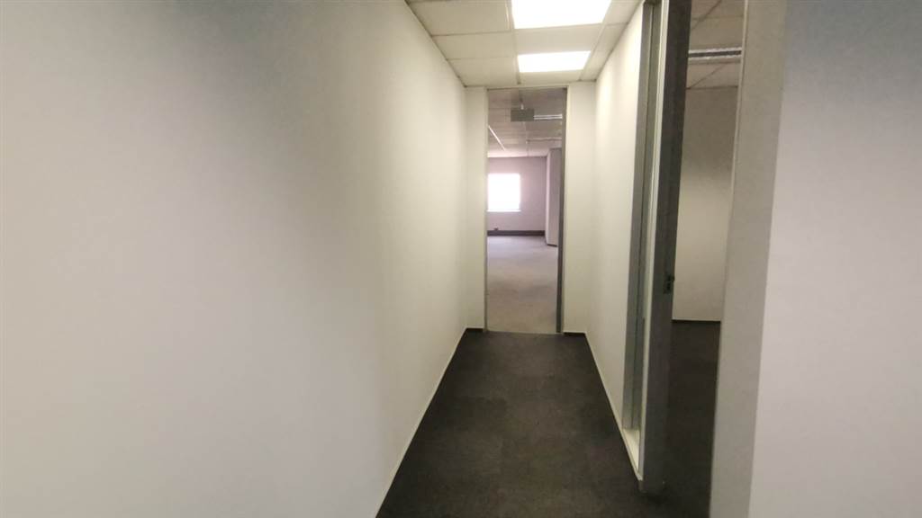 167.7  m² Commercial space in Parktown photo number 6