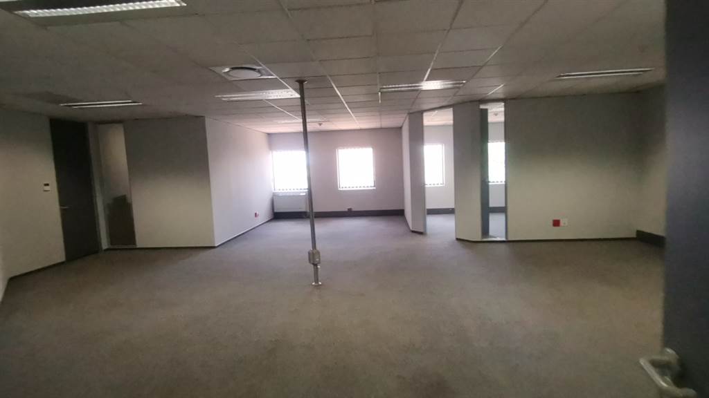 167.7  m² Commercial space in Parktown photo number 9