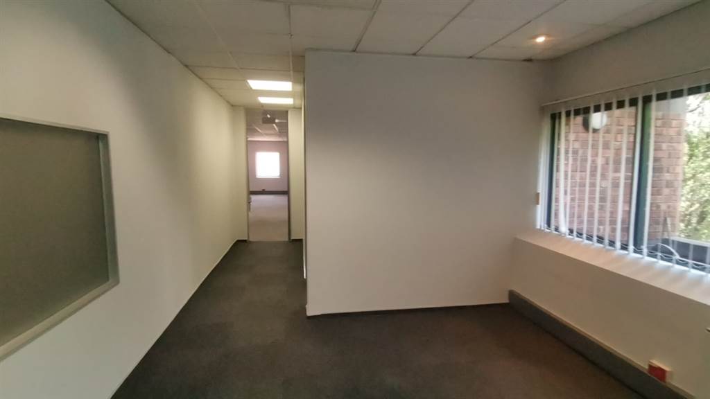 167.7  m² Commercial space in Parktown photo number 5