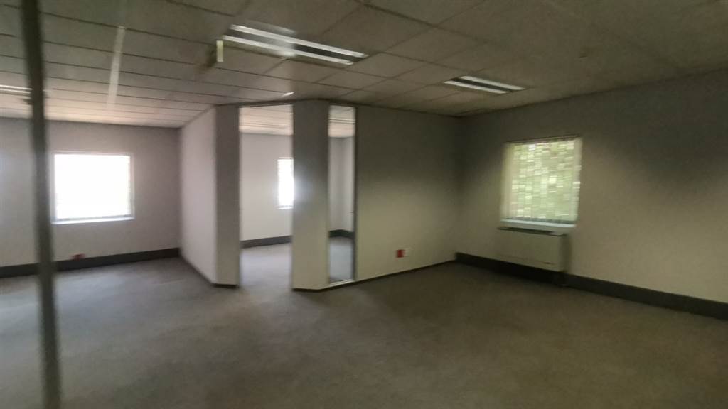 167.7  m² Commercial space in Parktown photo number 11