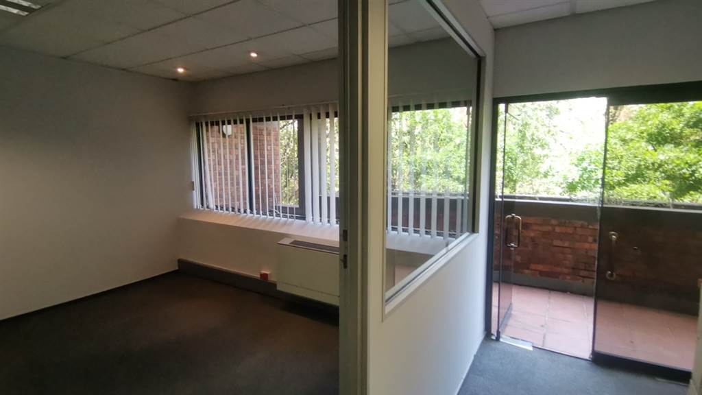 167.7  m² Commercial space in Parktown photo number 4