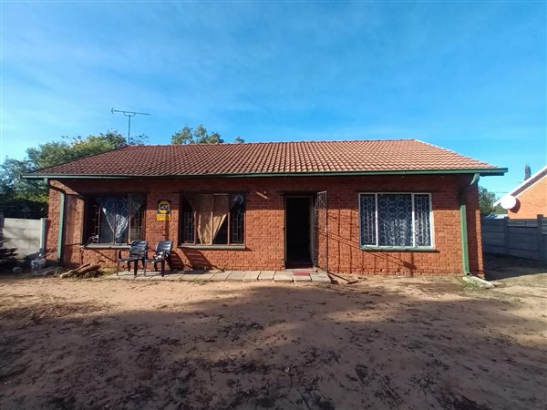 3 Bed House in Odendaalsrus
