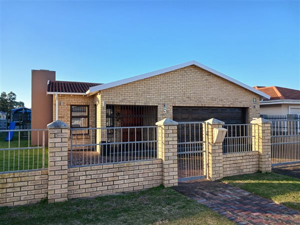 3 Bedroom House 3 Bedroom House