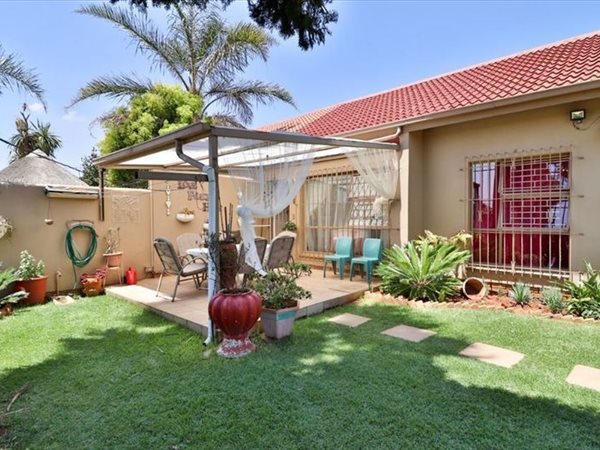 3 Bed Townhouse in Birchleigh North