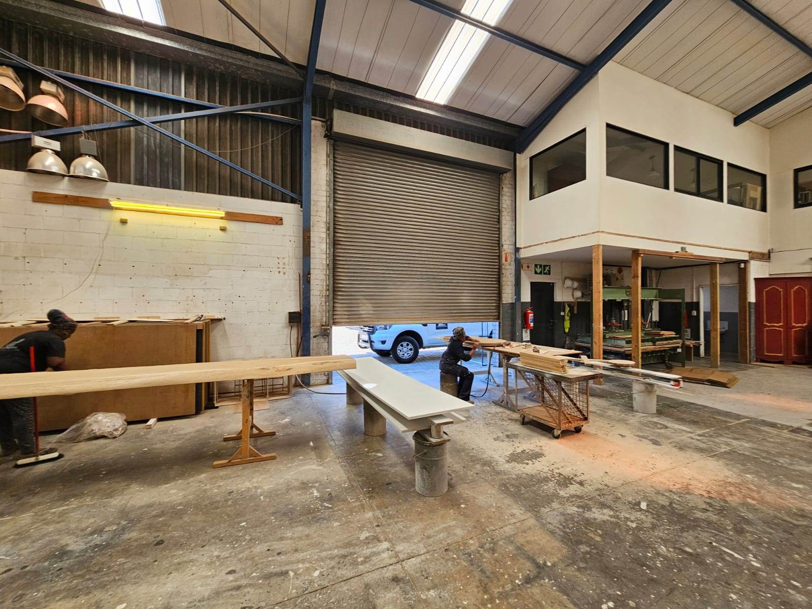 315  m² Industrial space in Maitland photo number 3