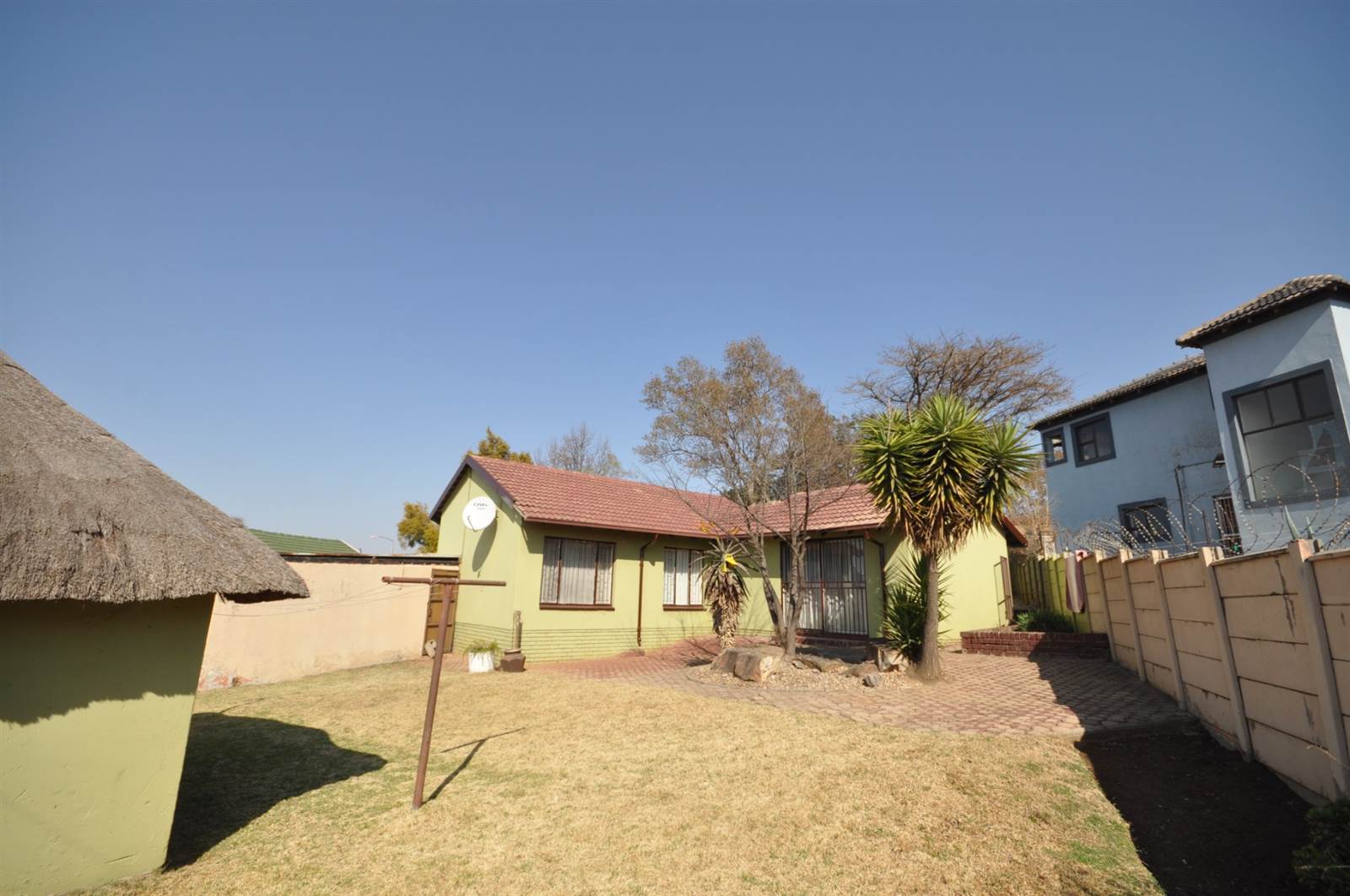 3 Bed House in Grobler Park photo number 11