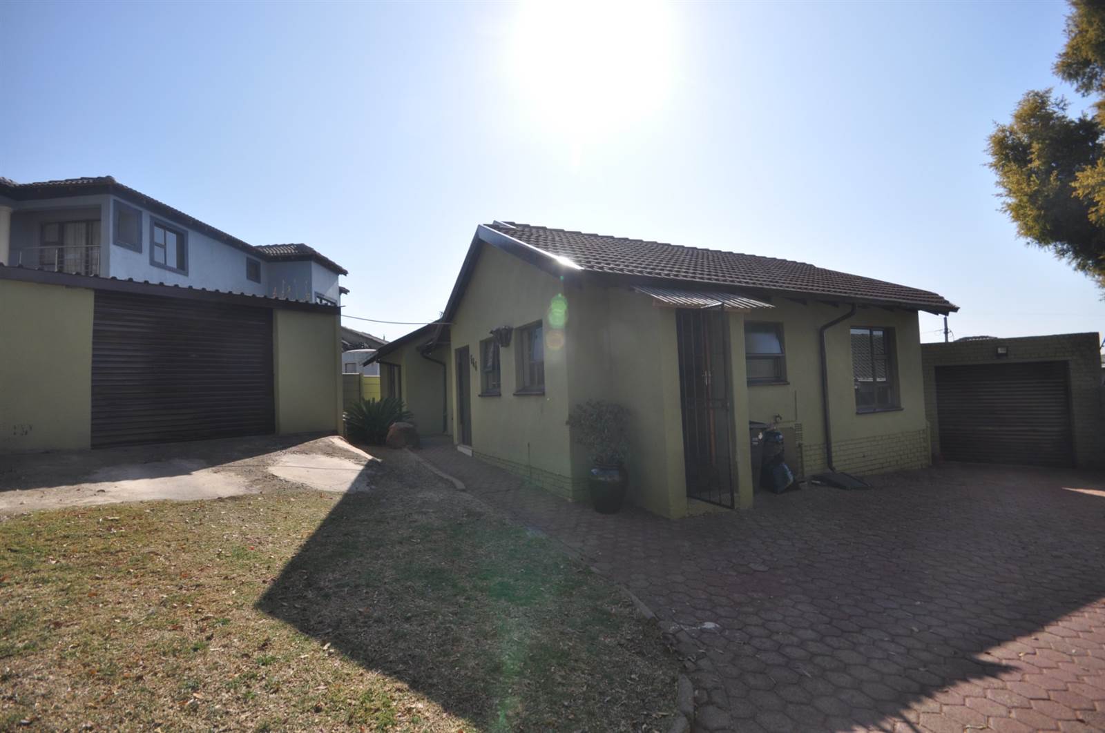 3 Bed House in Grobler Park photo number 1
