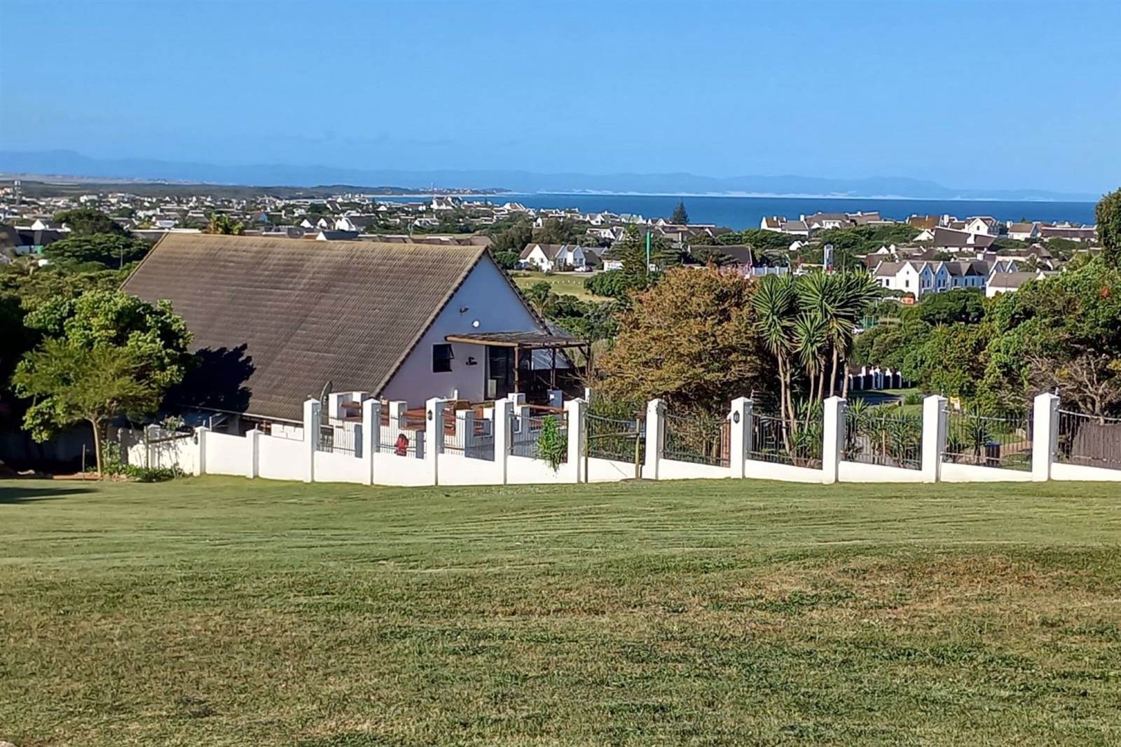 751 m² Land available in St Francis Bay photo number 6