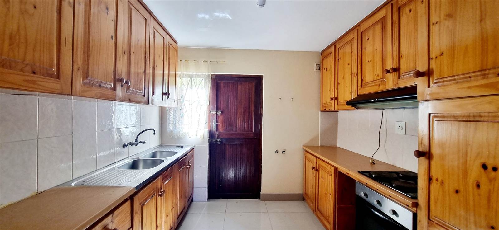 2 Bed Townhouse in Tongaat Central photo number 1