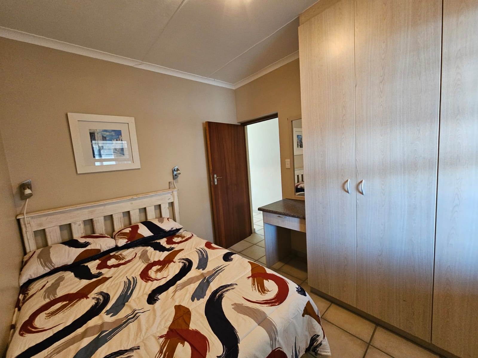 3 Bed Apartment in Stilbaai photo number 11