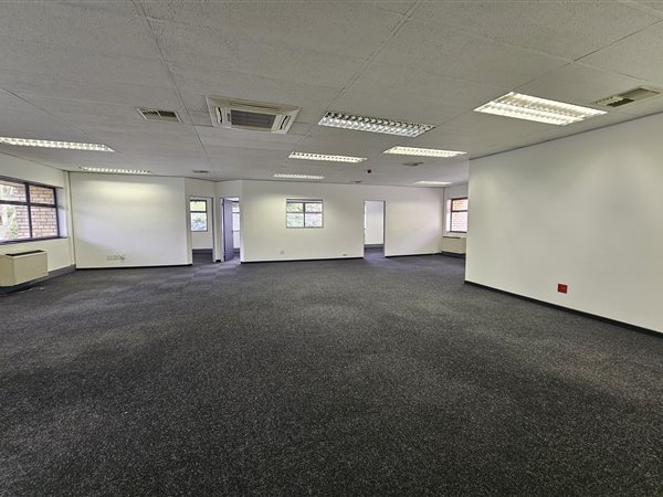 208.5  m² Commercial space