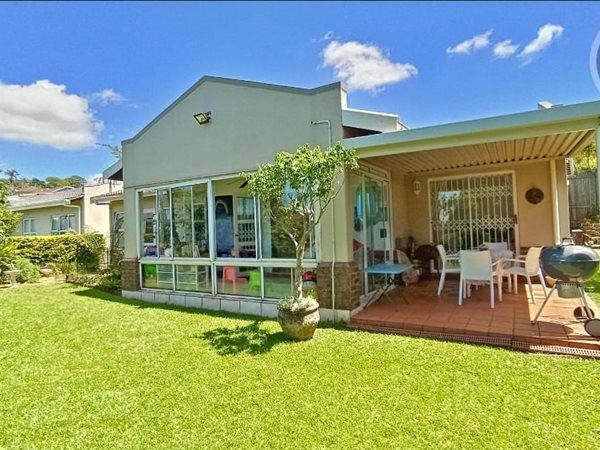 2 Bedroom Townhouse 2 Bedroom Townhouse