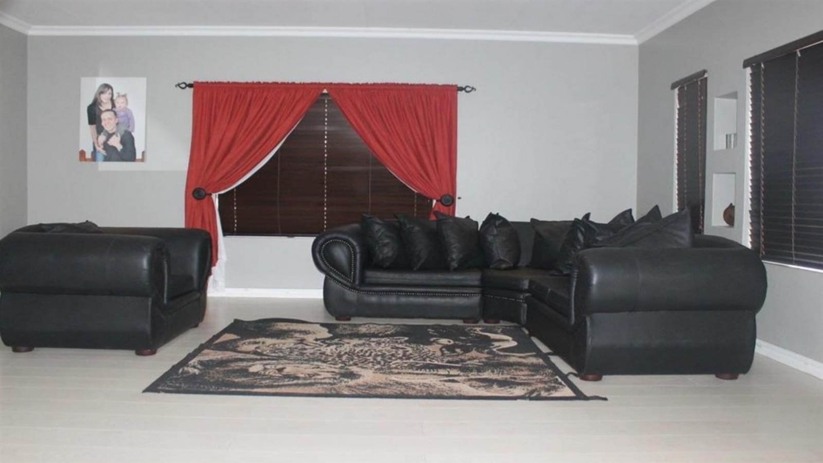 4 Bed House in Cashan photo number 12