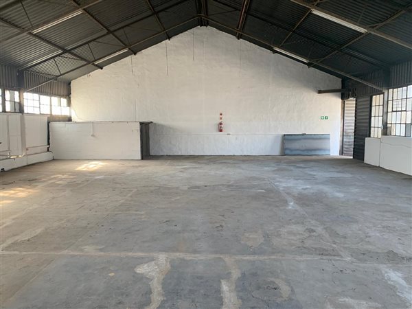 405  m² Commercial space