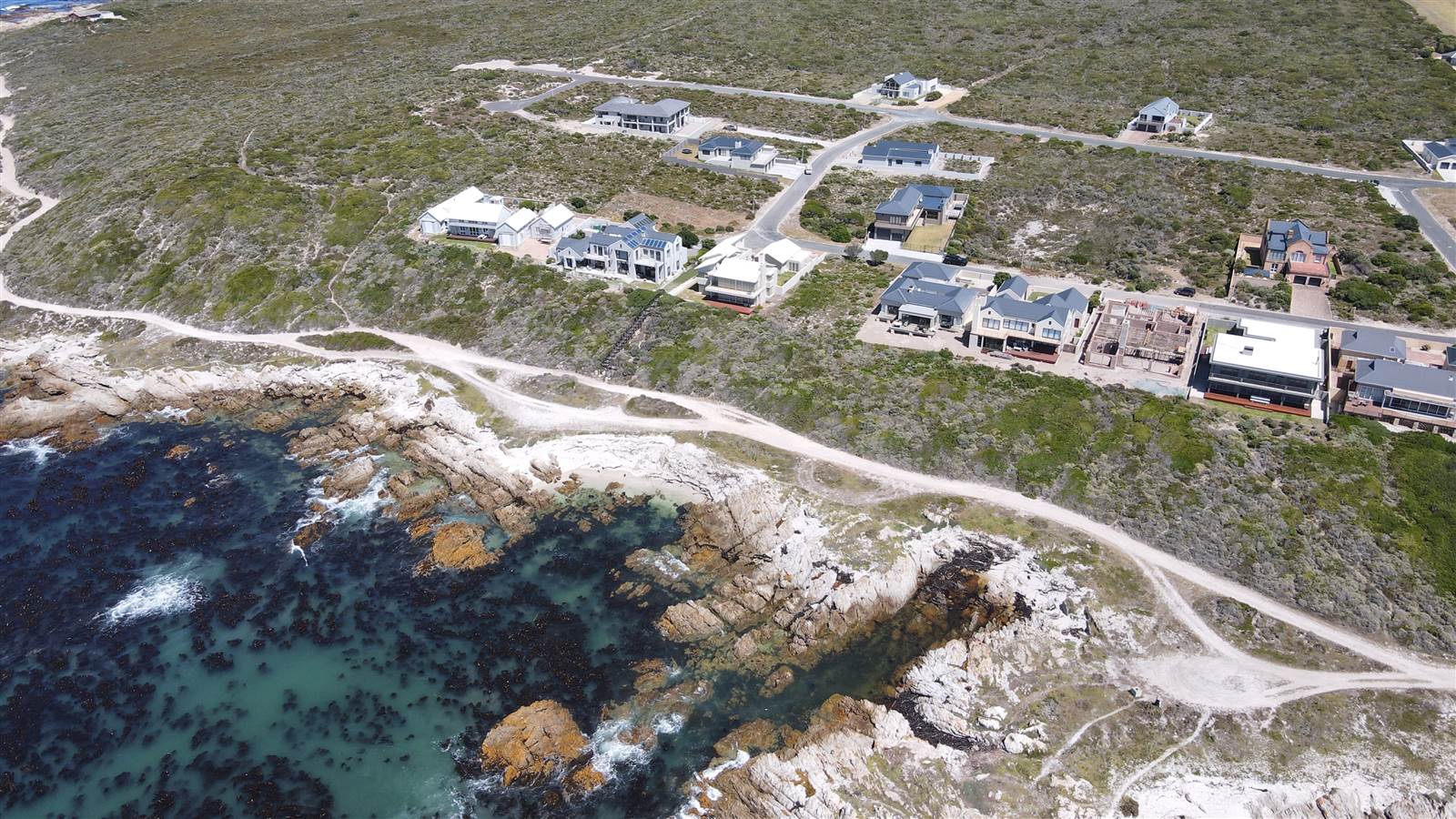 756 m² Land available in Kleinbaai photo number 11