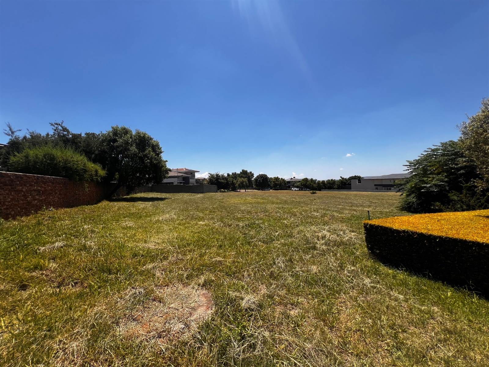 1704 m² Land available in Lombardy Estate photo number 1
