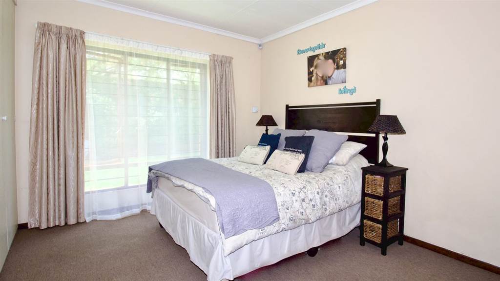 3 Bed Townhouse in Rietvlei Ridge Country Estate photo number 14