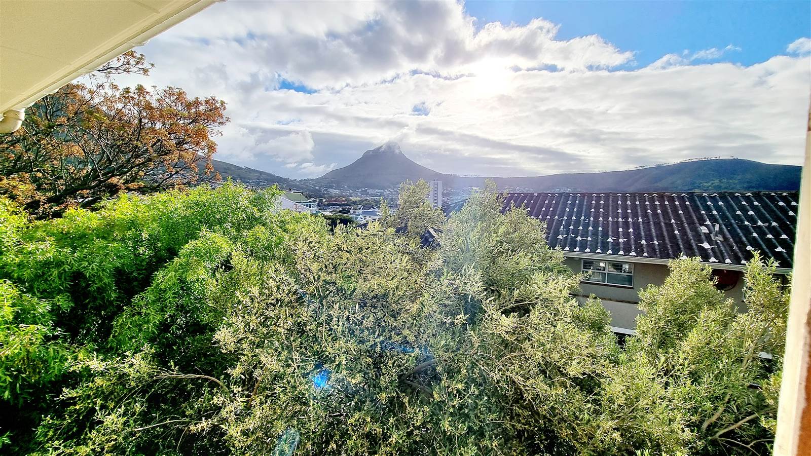 2 Bed Apartment in Vredehoek photo number 18