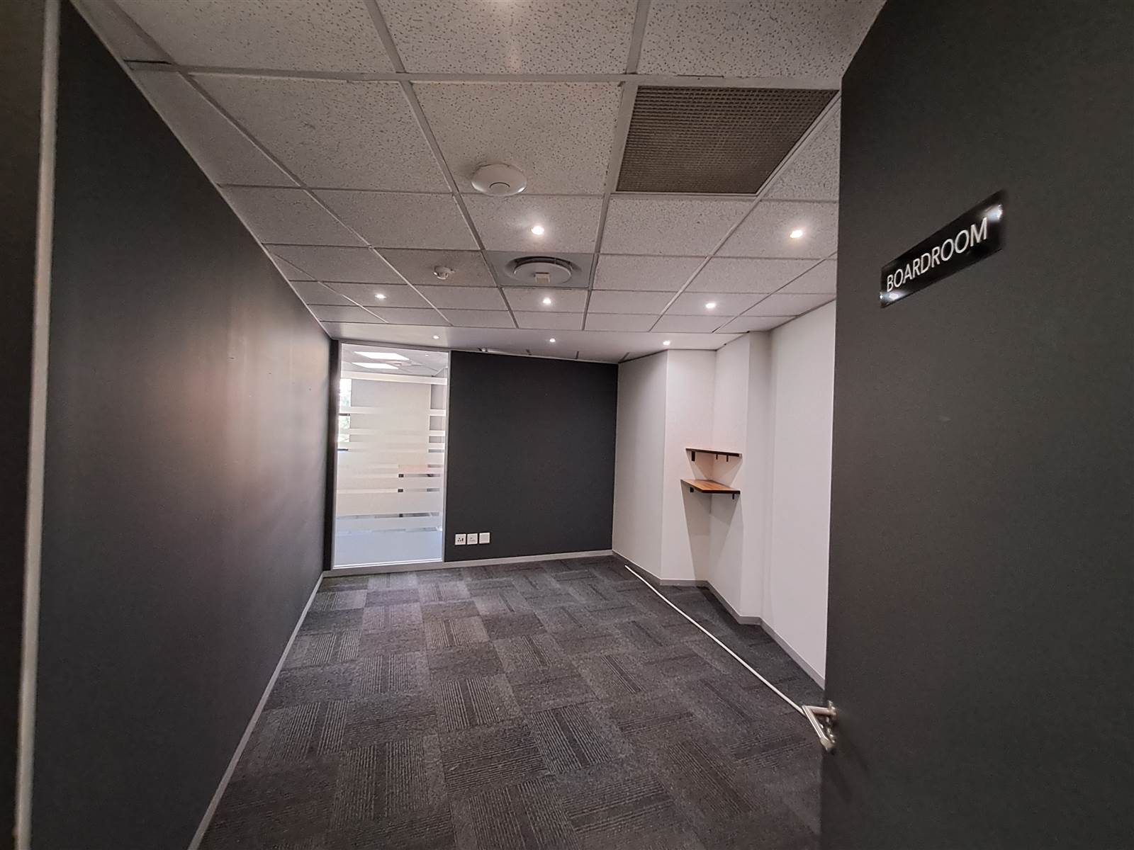 226  m² Commercial space in Melrose Arch photo number 4