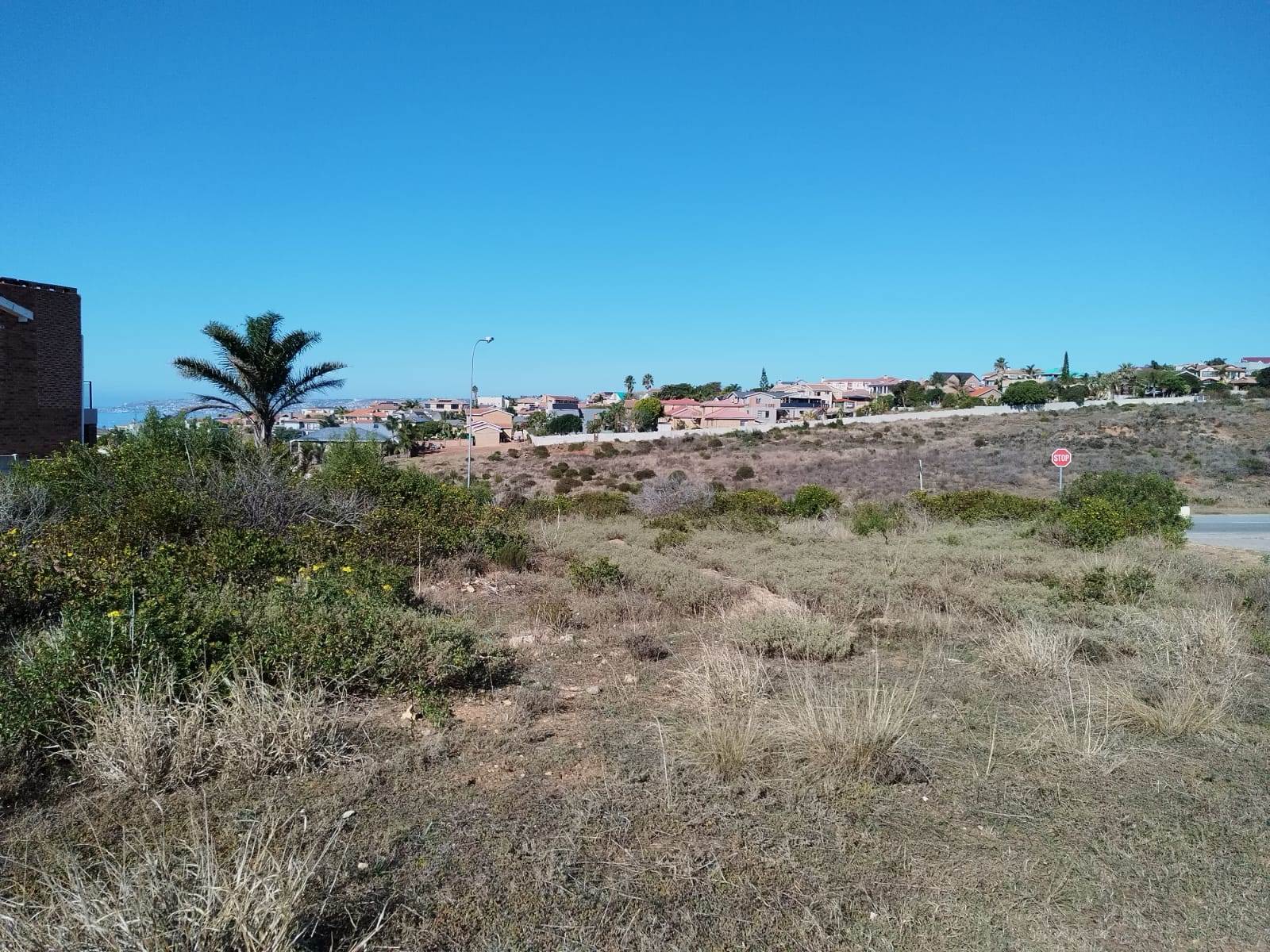 722 m² Land available in Hartenbos Heuwels photo number 3