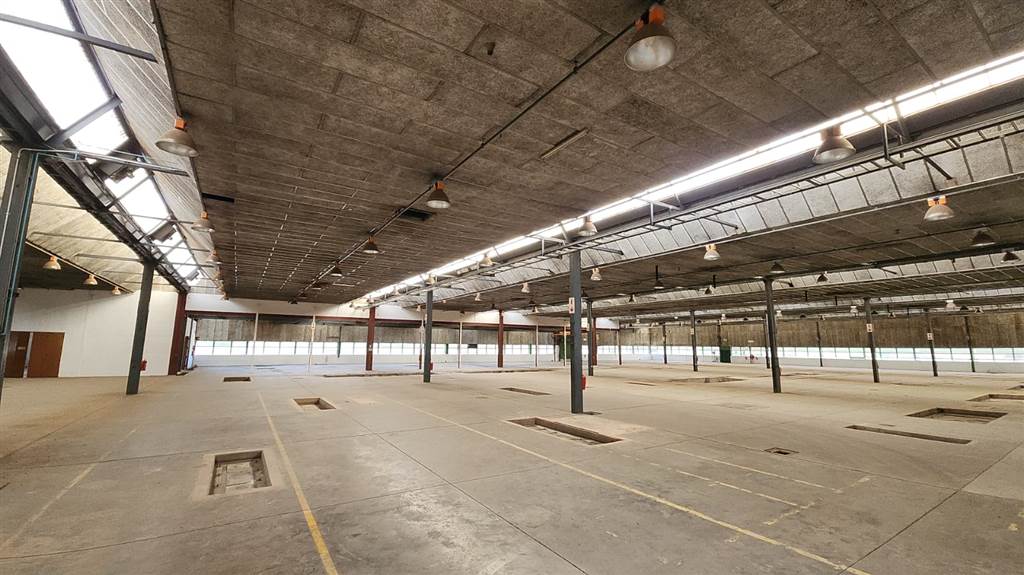 6366  m² Industrial space in Rosslyn photo number 8
