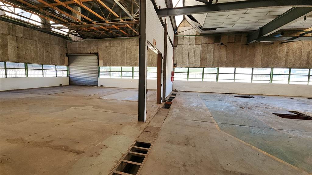 6366  m² Industrial space in Rosslyn photo number 4