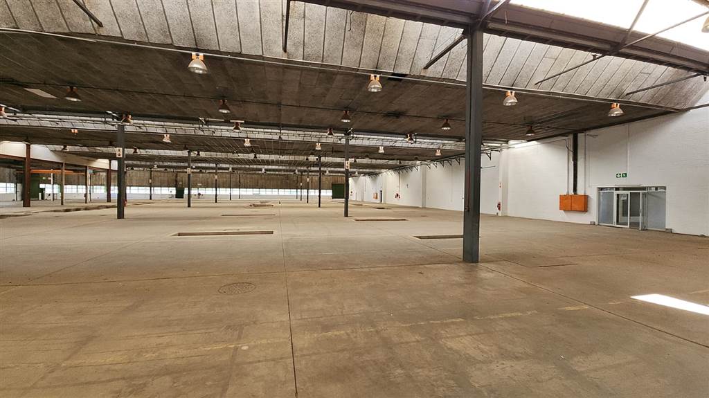 6366  m² Industrial space in Rosslyn photo number 6
