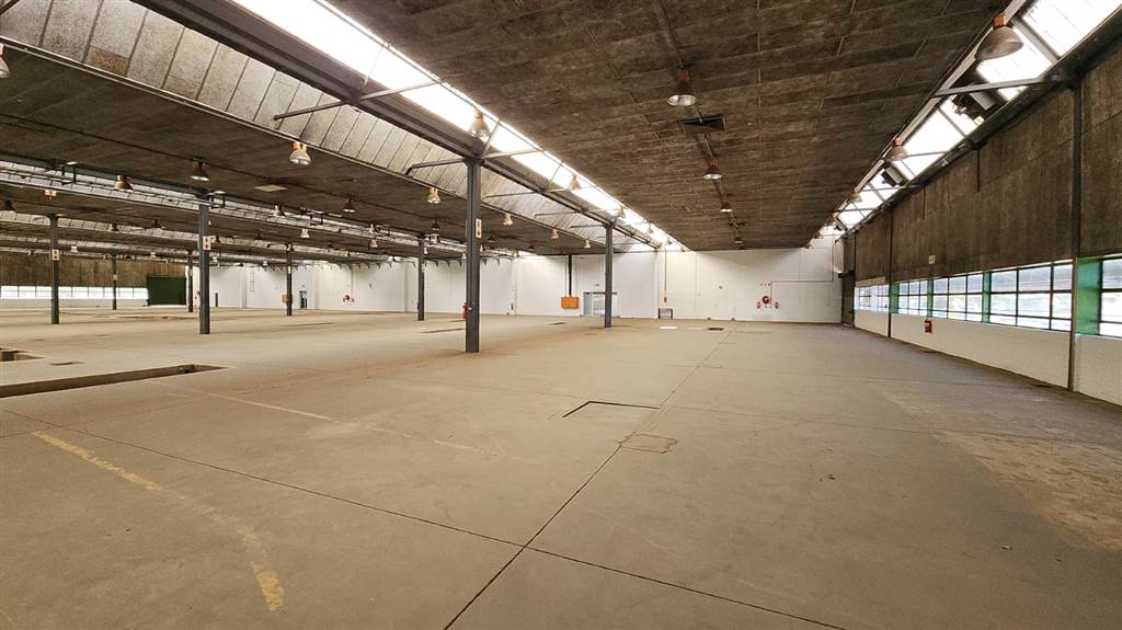 6366  m² Industrial space in Rosslyn photo number 3