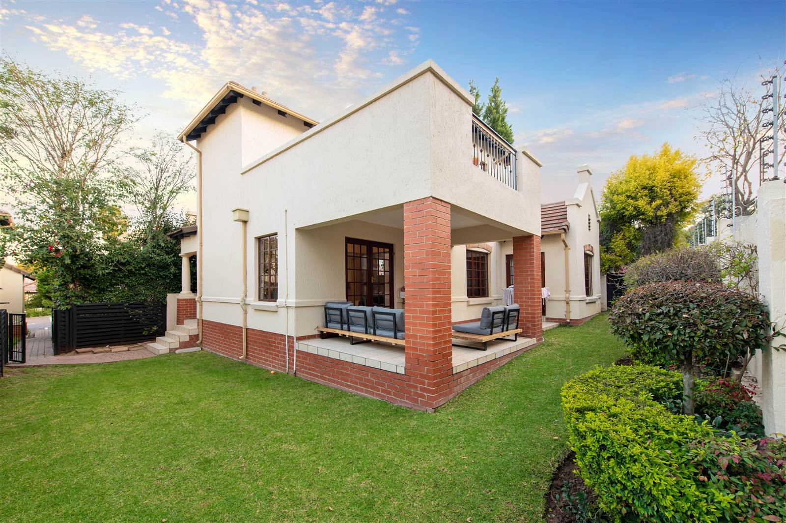 3 Bed House in Lonehill photo number 19