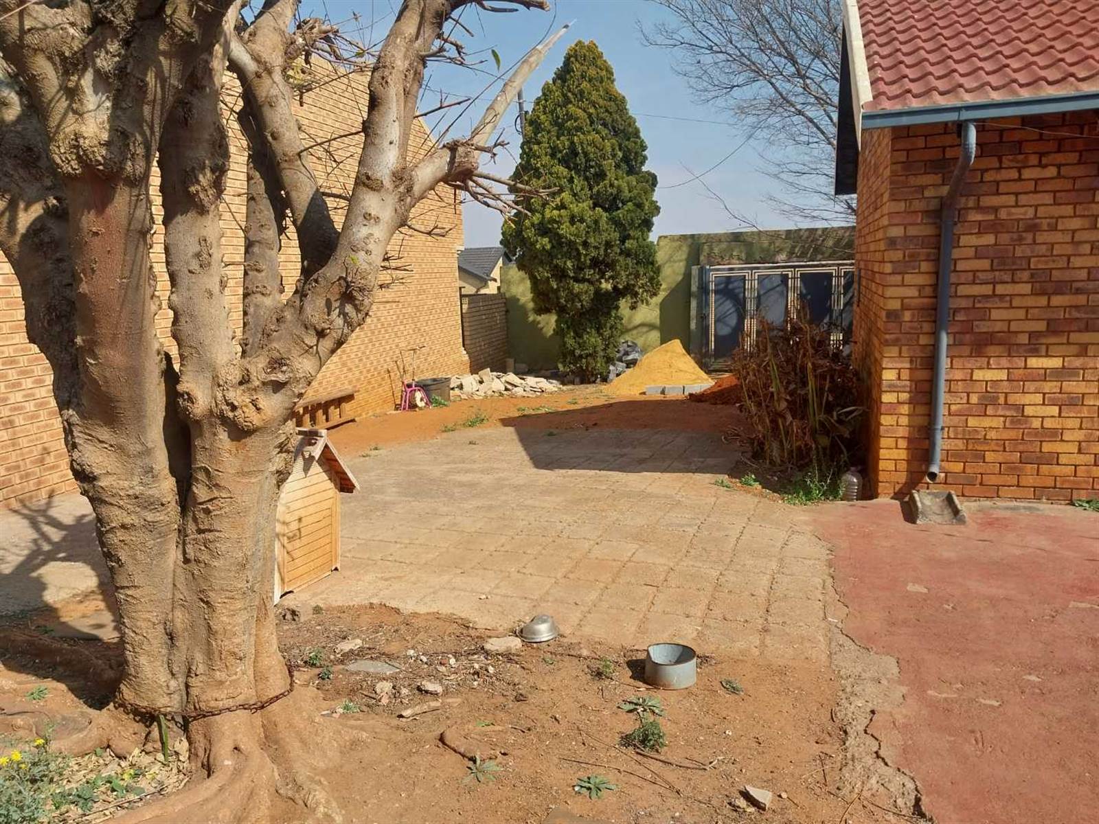 3 Bed House in Germiston Central photo number 20