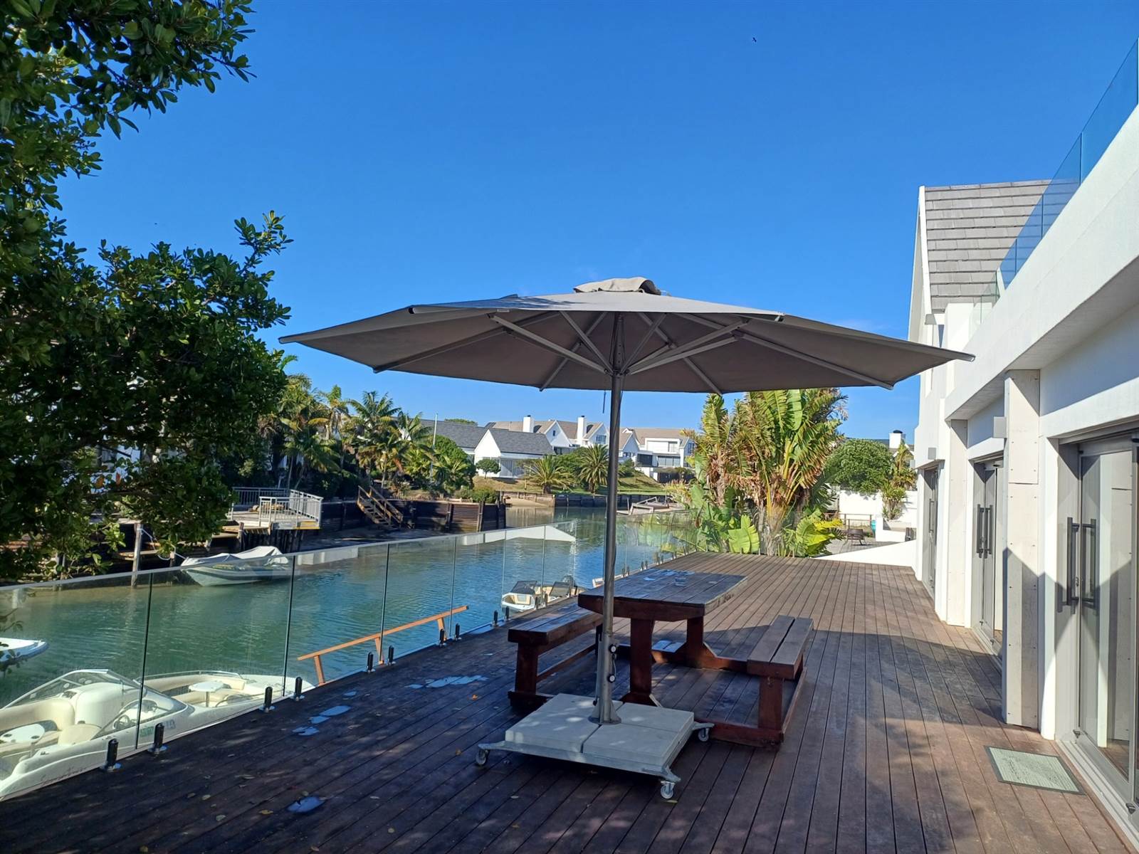 6 Bed House in St Francis Bay Canals photo number 5