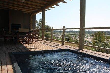 3 Bed House in Hectorspruit photo number 3